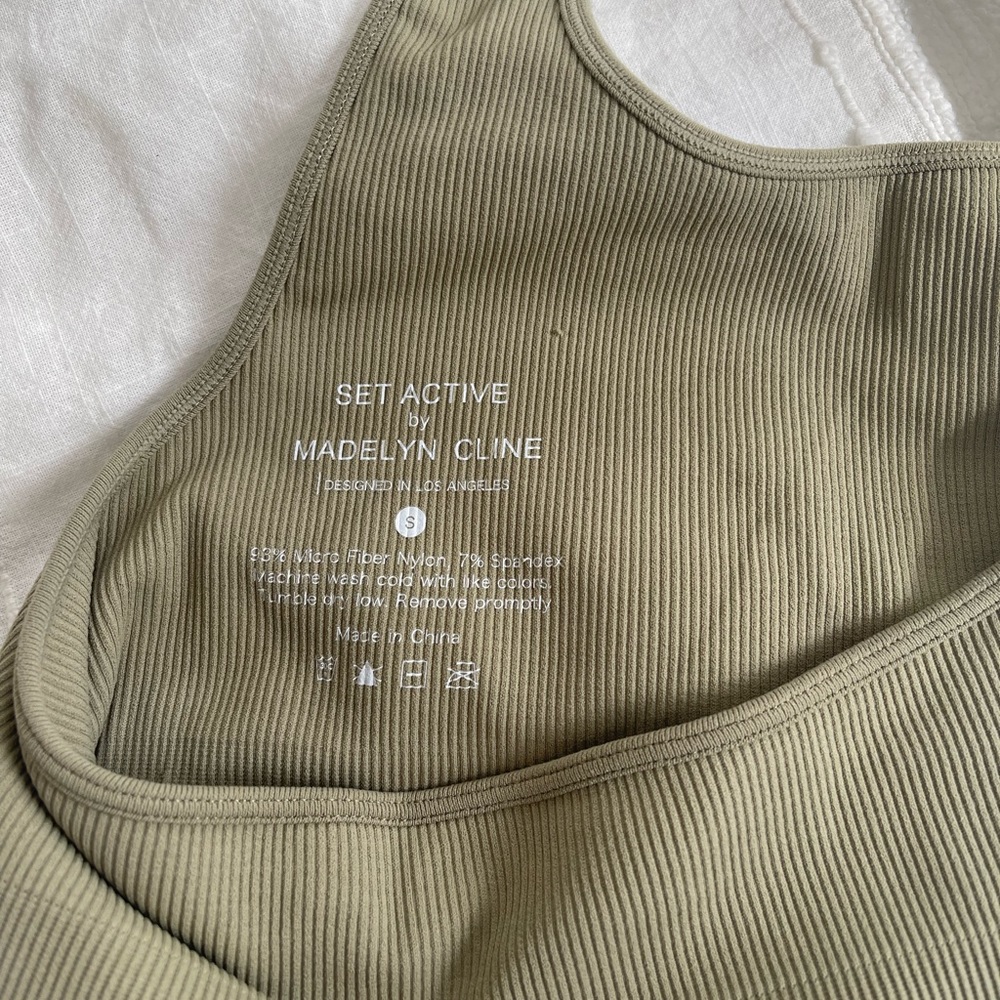 SET ACTIVE X MADELYN CLINE SCUPLTFLEX HALTER BRA - SEA GRASS